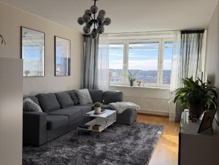 Bostad Herrgårdsvägen 30 Upplands Väsby